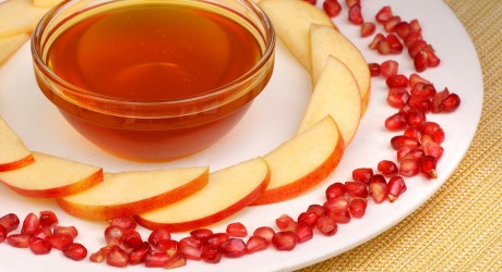 Health News: Truth Or Myth? Everything You Need To Know About Honey For Rosh Hashanah
