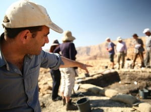 Archeologist Erez Ben-Yosef at Timna / embassies.gov.il