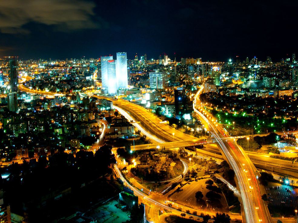 Tel Aviv night skyline via PikiWiki
