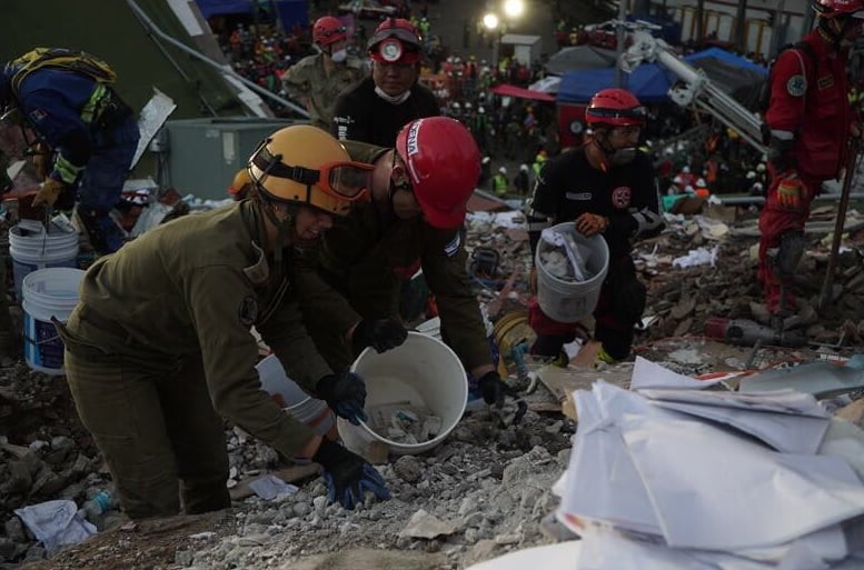 IDF rescue teams in Mexico following September 2017 earthquake. Courtesy