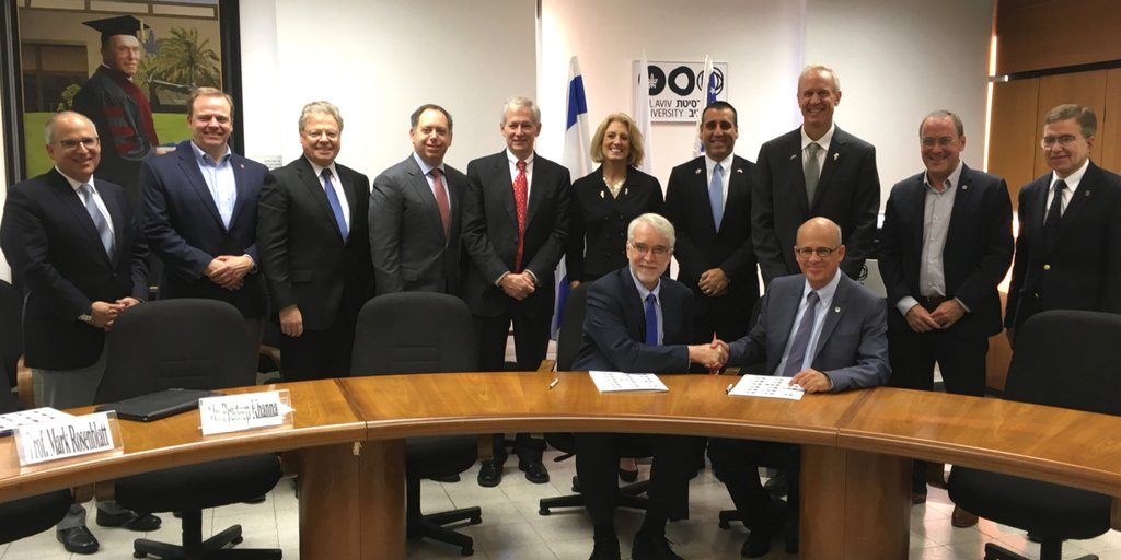 Illinois Governor Bruce Rauner and members of his trade mission sign a research partnership agreement with Tel Aviv University on October 30, 2017. Credit Bruce Rauner on Twitter
