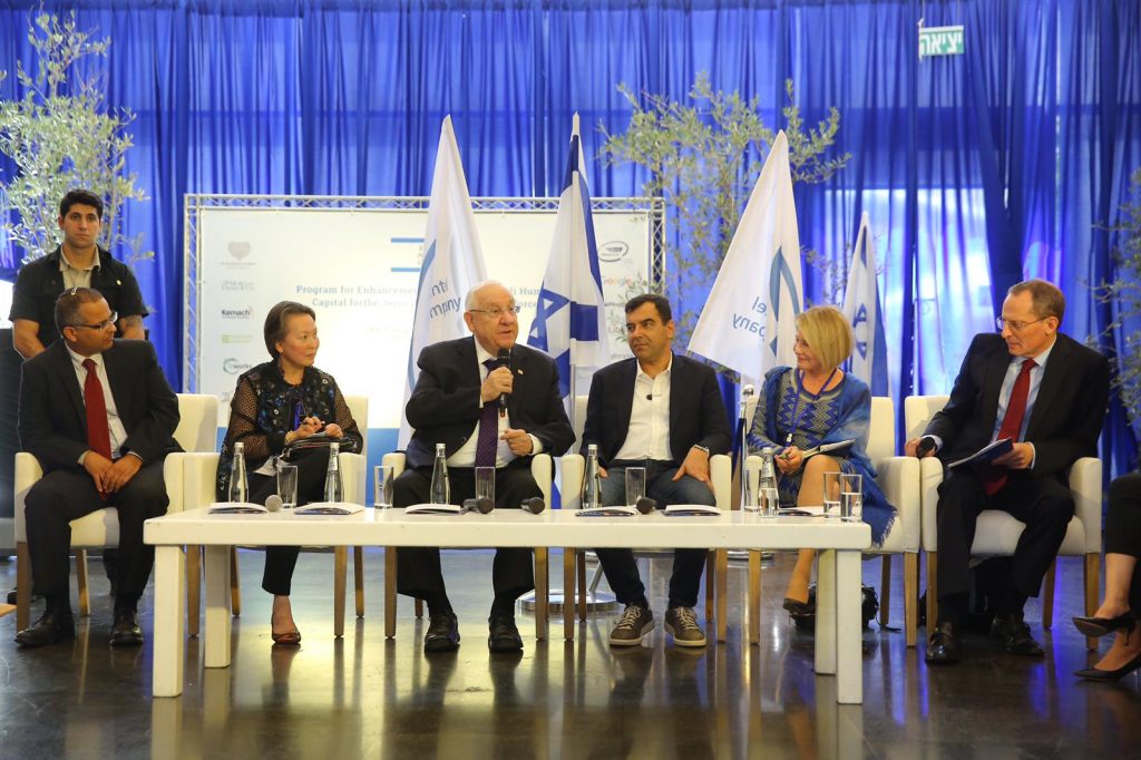 From left: Director of the President's Residence Harel Toby, Angelica Berrie, President of the Board of Trustees, The Russell Berrie Foundation, President Reuven Rivlin, Prof. Amnon Shashua, CEO and CTO of Mobileye, and Senior Vice President, Intel Corporation, Terry Kassel, Director of the Paul Singer Foundation and Chairperson of the Board of Start-Up Nation Central, Prof. Eugene Kandel, CEO of Start-Up Nation Central. Photo by Yanai Rubaja