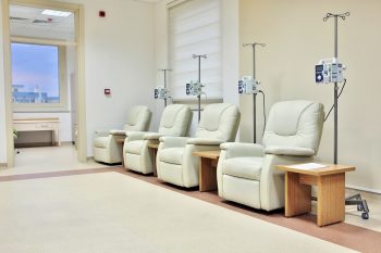 A chemotherapy treatment room. <a href="http://dep.ph/v/3xxkwz-bsat0" target="_blank">Deposit Photos</a>