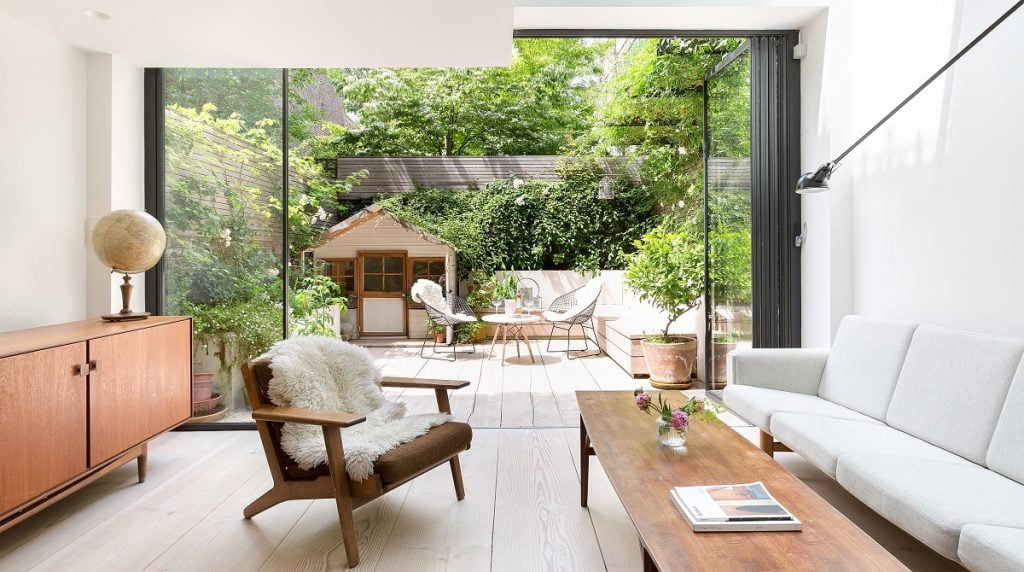 A London home featured on The Plum Guide. Photo via The Plum Guide