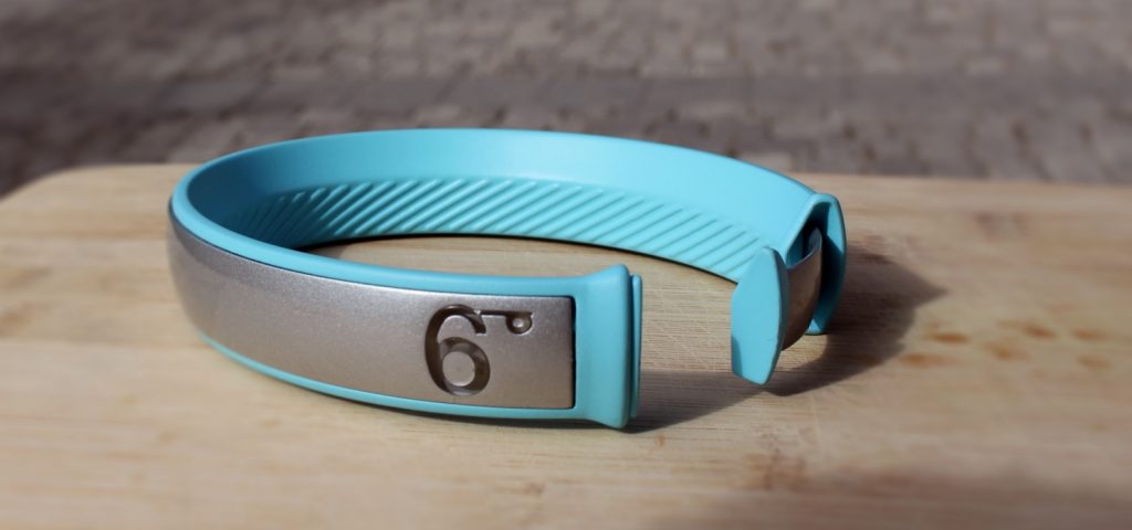 A 6degrees wearable band. Courtesy