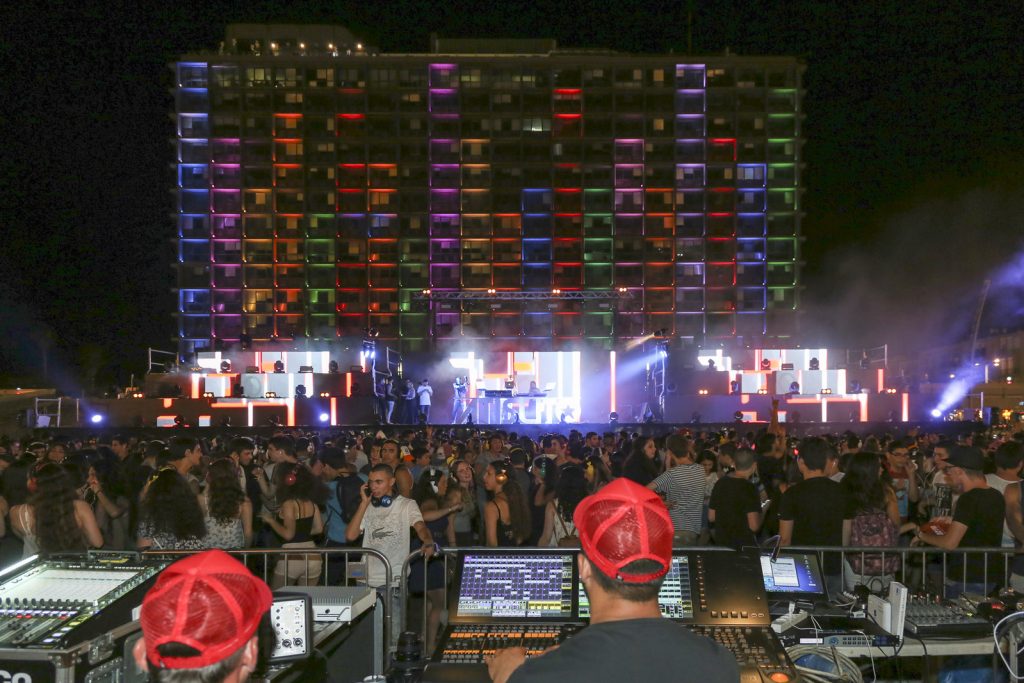 A White night party in Tel Aviv in 2016. Photo by Guy Yechiely