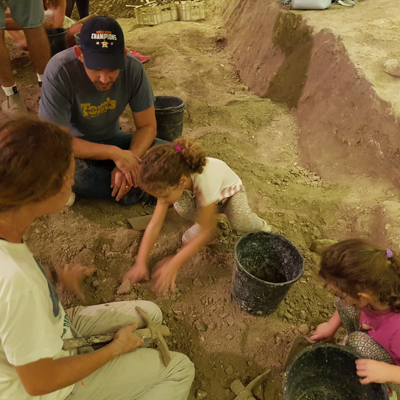 Dig for a Day activity, July 2019. Photo by NoCamels Staff
