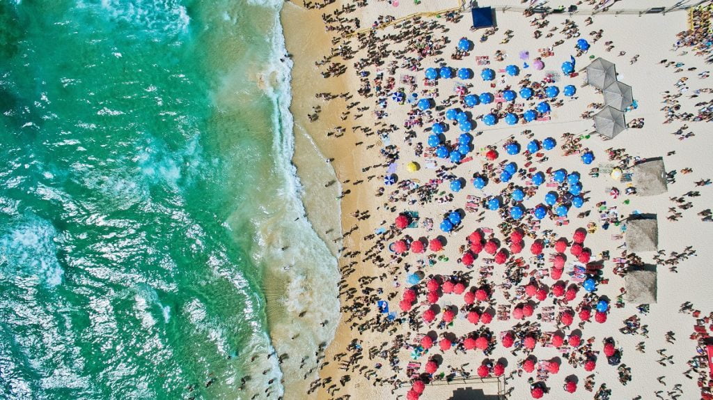 An aerial shot of the beach in Rishon Leziyon. Photo by Aviv Ben Or on Unsplash
