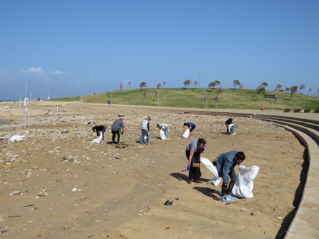 Plastic Free Israel beach cleanup. Courtesy