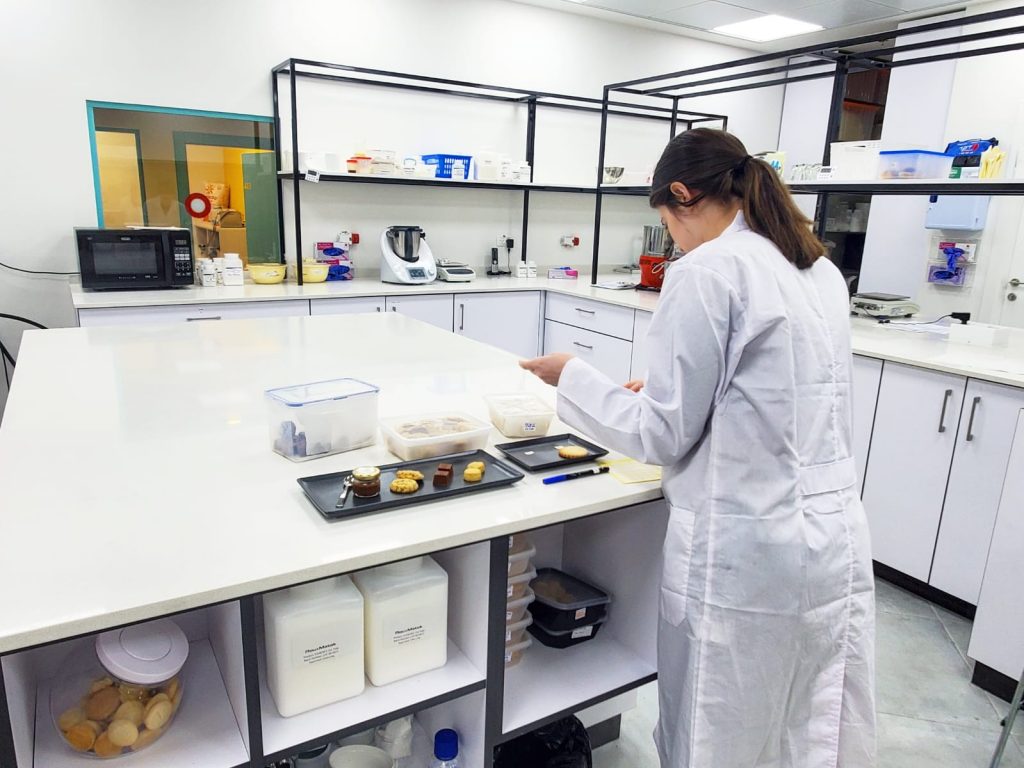 DouxMatok's kitchen at the company's Petah Tikva HQ. Photo: Liz Vaknin