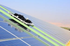 Environment News: Robots Are What Makes This Israeli Solar Farm Super-Efficient