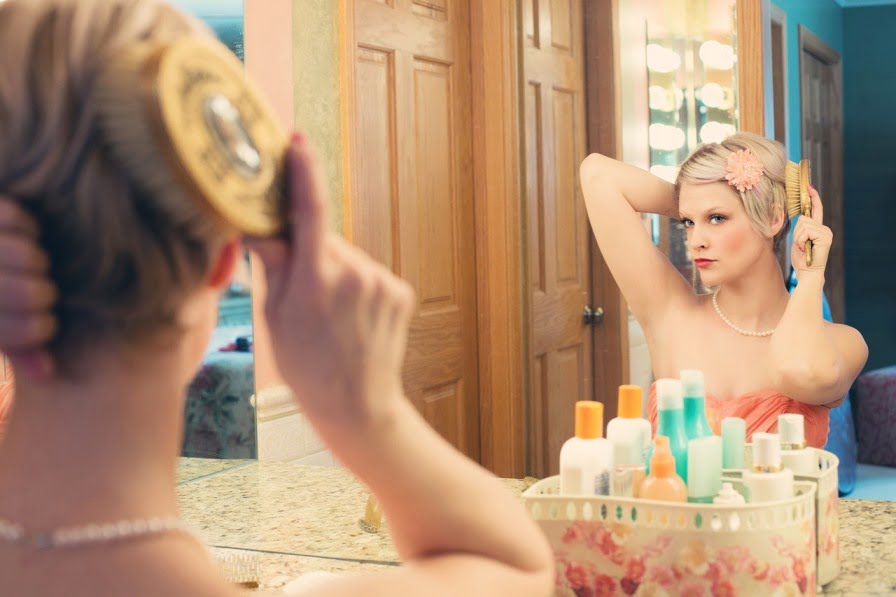 woman vanity mirror