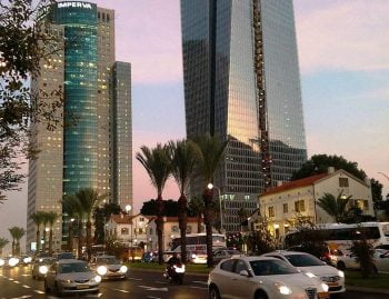 Azrieli Sarona tower. Photo via Maor X on Wikimedia