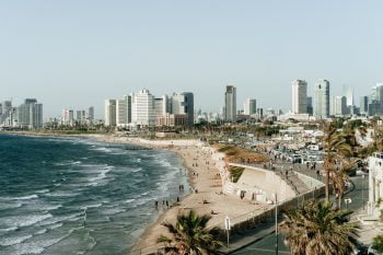 Tel Aviv. Photo: @adamjang, Unsplash