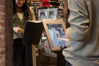 The Invertex Launch-Pad: an in-store self-use unit that enables customers to independently model both their feet in 3D in less than ten seconds, providing perfect size recommendations for every shoe model in the store as well as online. (PRNewsfoto/Invertex)