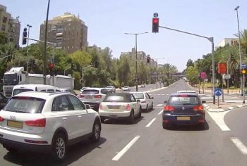 The view from inside a Yandex autonomous car at a traffic light in Tel Aviv. Photo via Yandex