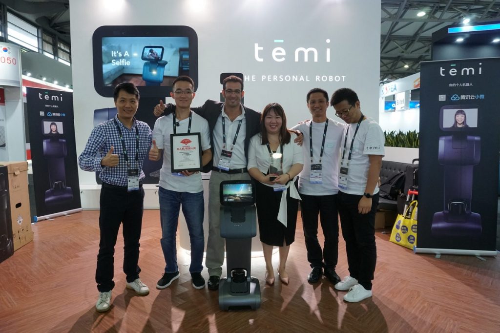 Temi China CEO Gal Goren and the Temi team from China at CES Asia 2019. Courtesy
