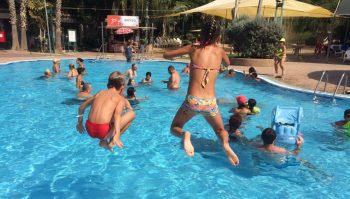 Swimming in Hamat Gader. Photo by Yevgeny Botokovsky