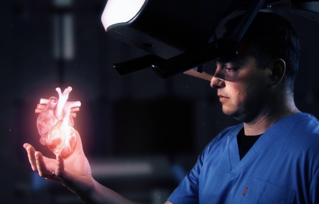HOLOSCOPE-i is an over-the-head holographic system by RealView Imaging that creates digital 3D holograms in the physician's hand. Photo: RealView Imaging