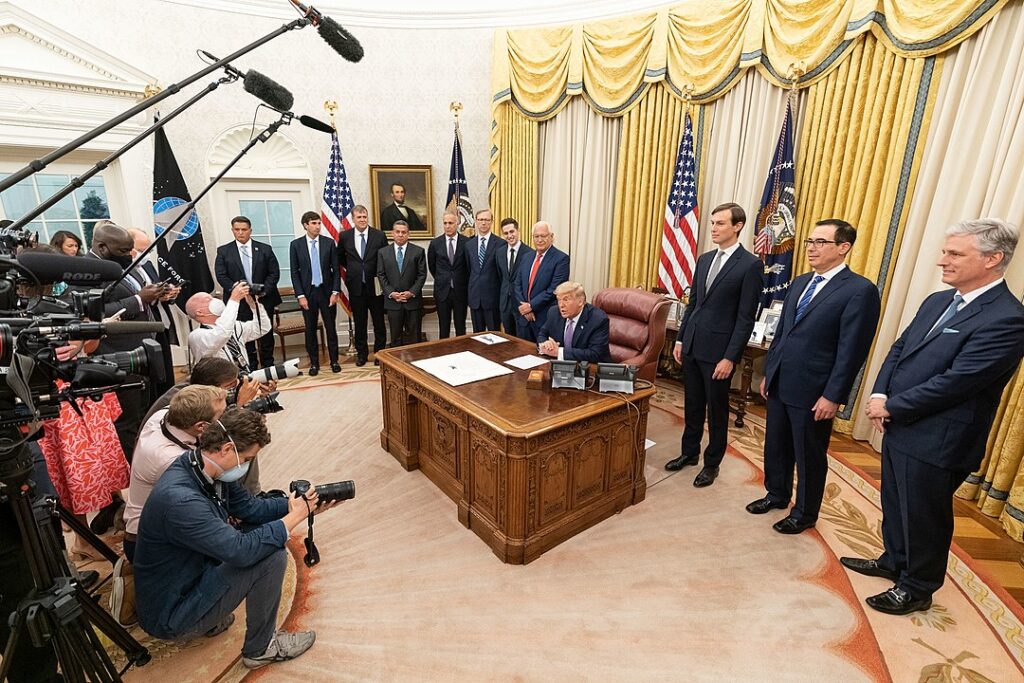 US President Donald Trump, joined by White House senior staff members, delivers a statement announcing the agreement of full normalization of relations between Israel and the United Arab Emirates on Thursday, August 13, 2020, in the Oval Office of the White House. (Official White House Photo by Joyce N. Boghosian)