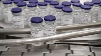 The Israel Institute for Biological Research's COVID-19 vaccine. October 2020. Photo: Ministry of Defense Spokesperson's Office