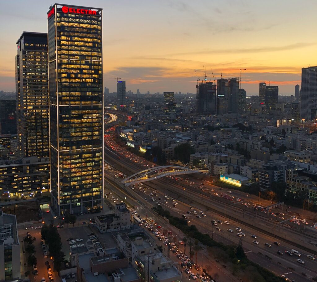 Traffic on Hashalom road in Tel Aviv, Israel. Photo by juliana souza on Unsplash
