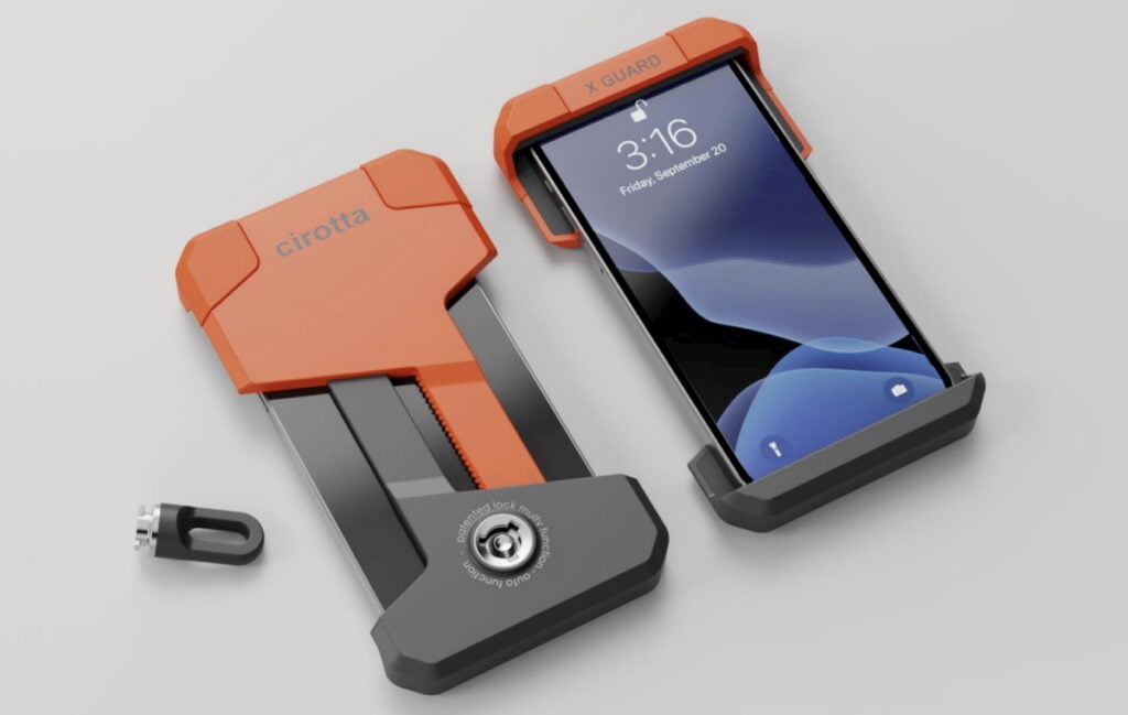 Men's Tech Accessories: Mobile Cases, Wearable Tech