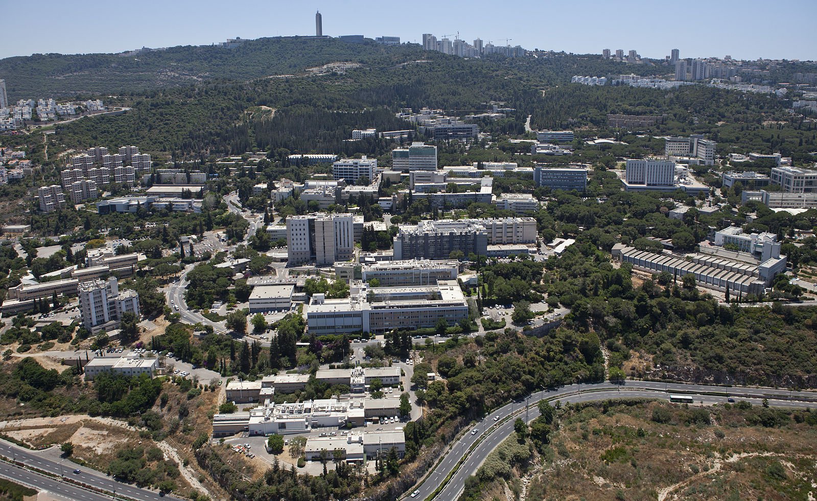 Technion Holds Robophysics Course For Evacuated High Schoolers